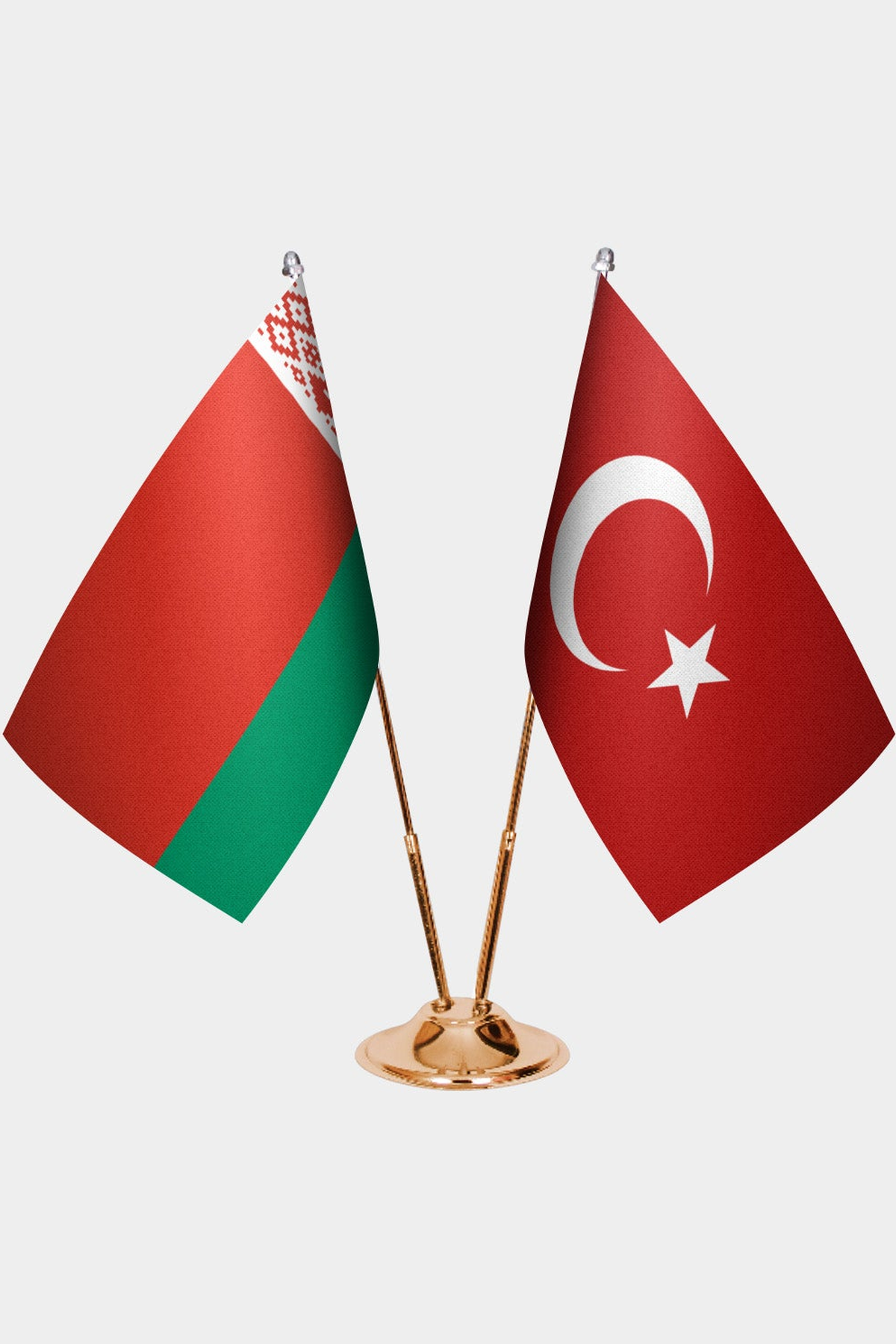 Belarus ve Türkiye İkili Masa Bayrağı Seti kurulum görünümü